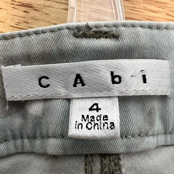 Cabi Cropped Leaf Print Skinny Jeans Green/Multi Womens Size 4 Low Rise - Picture 8 of 9